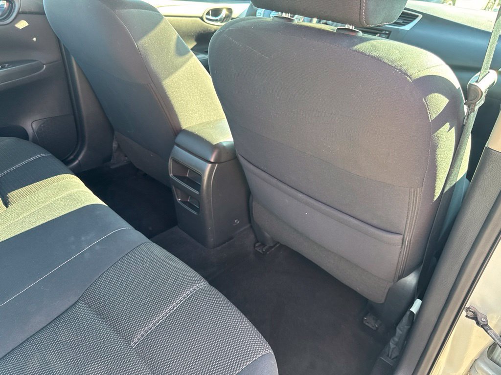 Used 2017 Nissan Sentra S FWD image 33