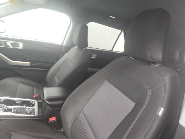 Used 2022 Ford Explorer XLT w/ Class IV Trailer Tow Package AWD/4WD image 25