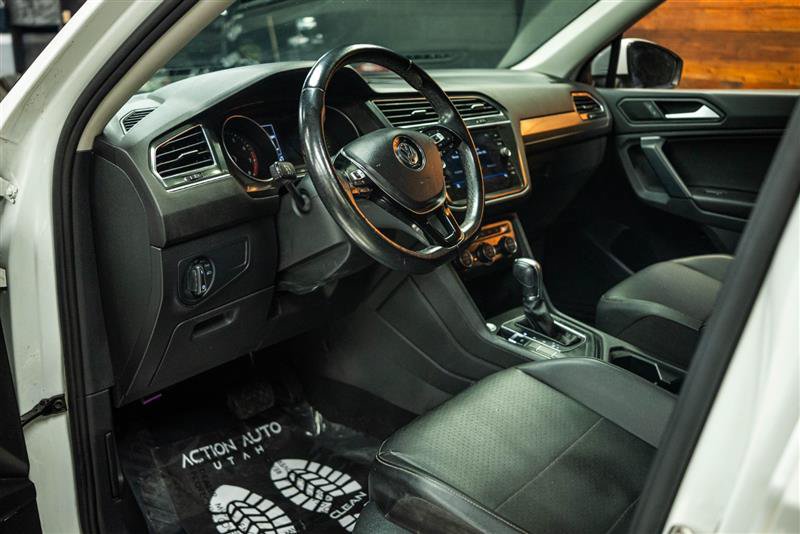 Used 2019 Volkswagen Tiguan SE FWD image 8