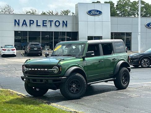 Certified 2023 Ford Bronco Wildtrak AWD/4WD image 2
