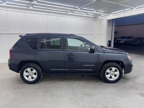 Used 2015 Jeep Compass Sport image 4