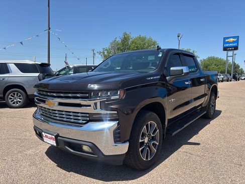 Used 2020 Chevrolet Silverado 1500 LT w/ Texas Edition RWD image 4