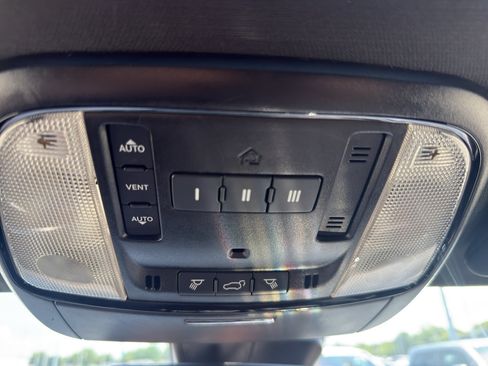 Used 2024 Dodge Durango GT AWD/4WD image 24