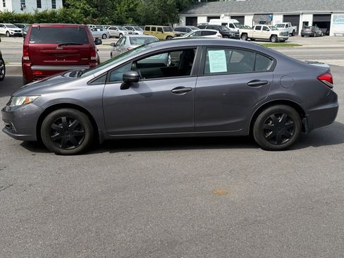 Used 2014 Honda Civic LX image 2