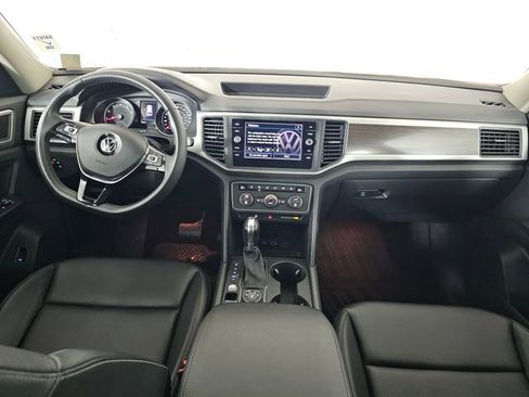 Used 2019 Volkswagen Atlas SE w/ Panoramic Sunroof Package image 22
