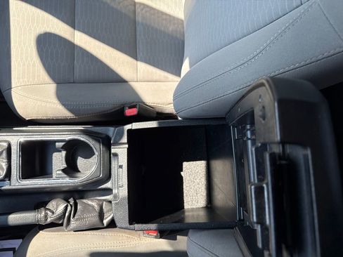 Used 2019 Toyota Tacoma SR w/ SR Convenience Package image 25