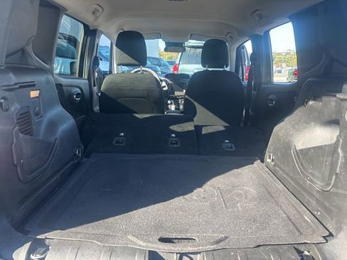 Used 2021 Jeep Renegade Sport image 19