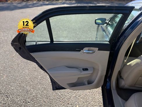 Used 2014 Chrysler 300 image 65