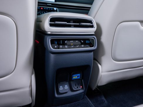 New 2026 Genesis GV80 3.5T Prestige AWD/4WD image 18
