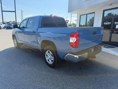 Used 2021 Toyota Tundra SR5 w/ SR5 Leather Package AWD/4WD image 6