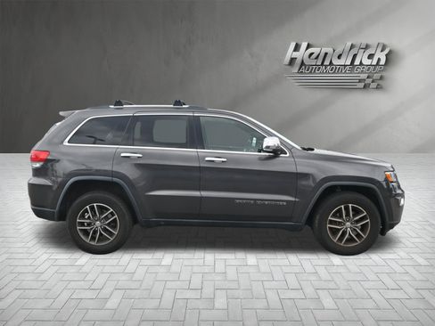 Used 2017 Jeep Grand Cherokee Limited AWD/4WD image 10