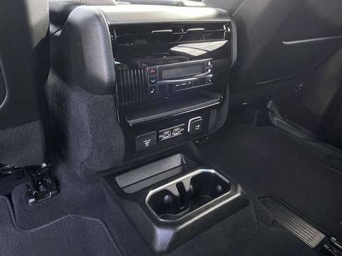 New 2025 Jeep Wagoneer Series II w/ Premium Group I image 32