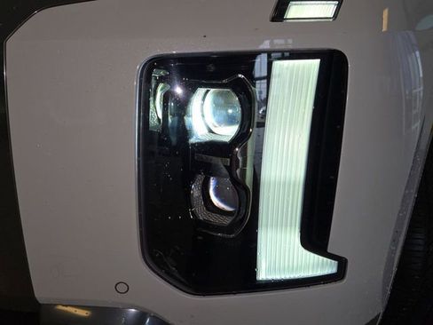 Used 2025 Hyundai Palisade Calligraphy FWD image 29