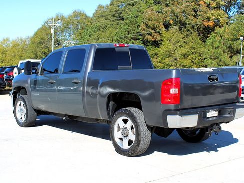 Used 2011 Chevrolet Silverado 2500 LT w/ Interior Plus Package image 5