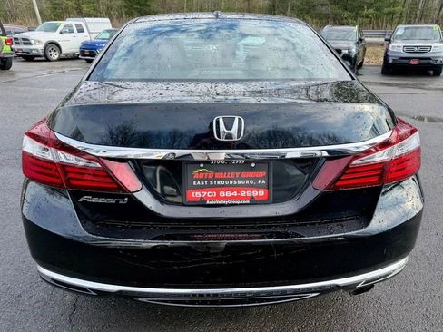 Used 2017 Honda Accord EX-L image 7