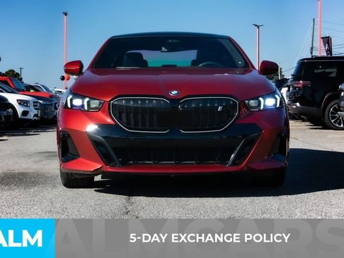 Used 2024 BMW i5 eDrive40i w/ M Sport Package image 4