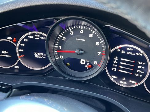 Certified 2021 Porsche Cayenne Coupe image 23