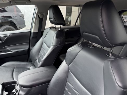Certified 2021 Toyota RAV4 XLE Premium FWD image 15
