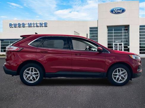 Used 2023 Ford Edge SEL w/ Convenience Package AWD/4WD image 2