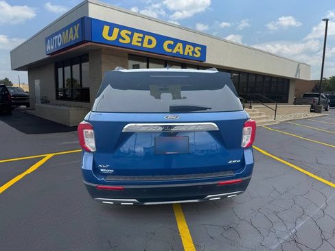 Used 2023 Ford Explorer XLT w/ Equipment Group 202A AWD/4WD image 6