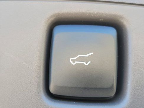 Certified 2023 Lincoln Corsair FWD image 13