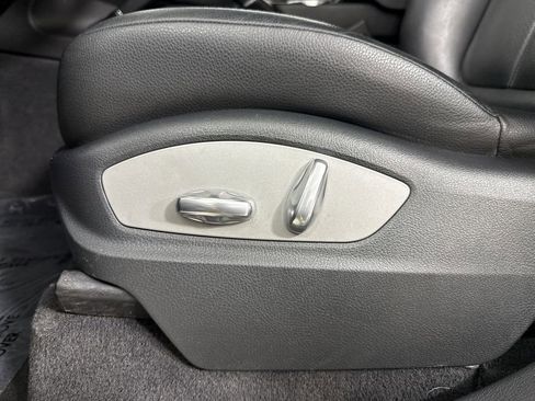 Certified 2014 Porsche Cayenne AWD/4WD image 38