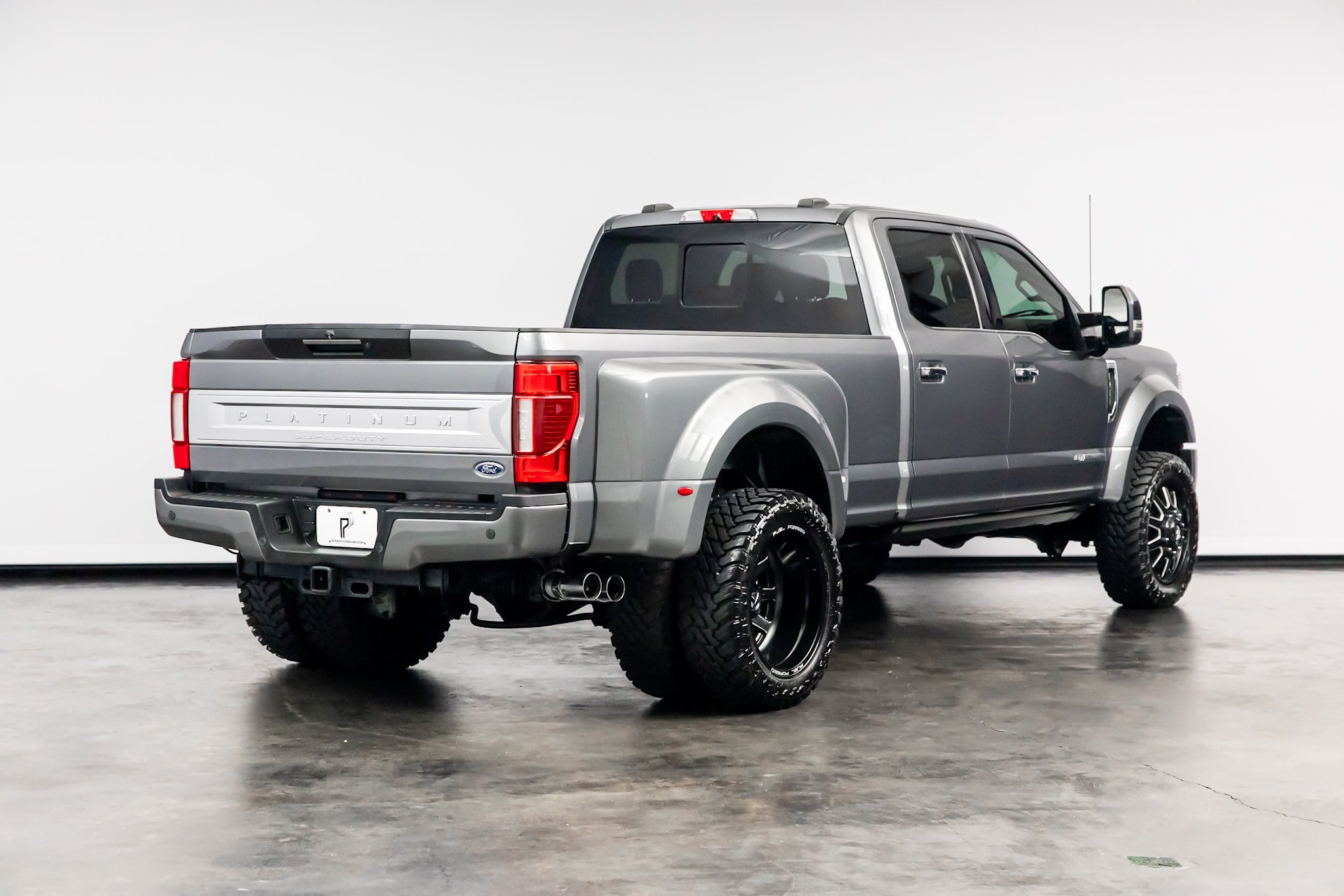 Used 2022 Ford F450 Platinum AWD/4WD image 21