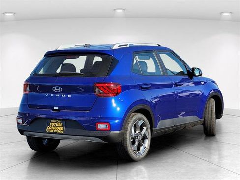 New 2026 Hyundai Venue SEL image 6