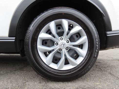 Used 2023 Honda CR-V LX image 9