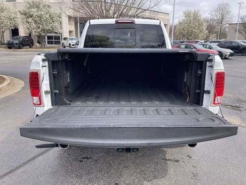 Used 2016 RAM 1500 Laramie w/ Convenience Group image 8