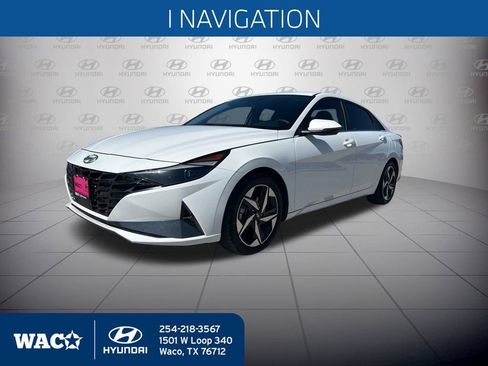 Used 2023 Hyundai Elantra Limited image 5