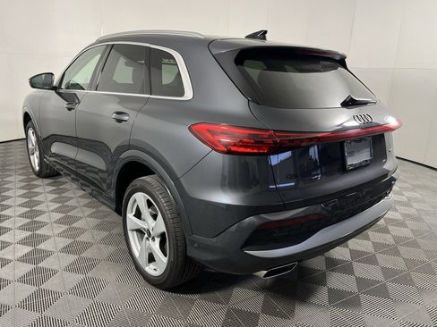 Used 2025 Audi Q5 Premium Plus w/ Premium Plus image 6