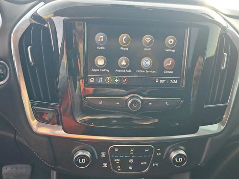 Used 2021 Chevrolet Traverse LS FWD image 12