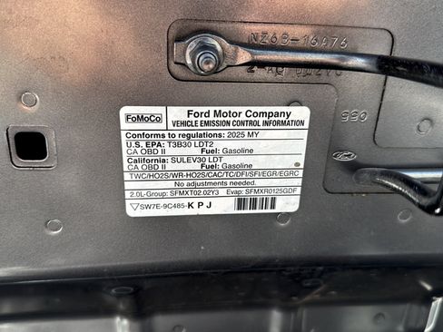 Used 2025 Ford Maverick XLT w/ XLT Luxury Package AWD/4WD image 24