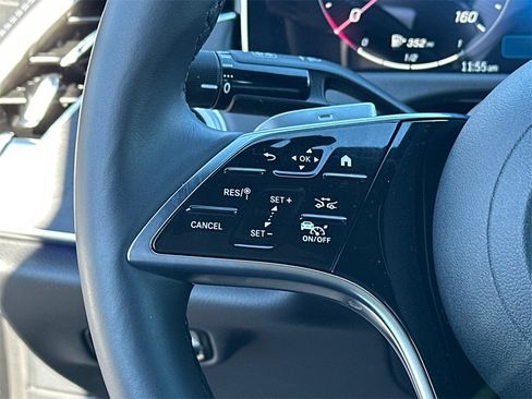 Certified 2025 Mercedes-Benz E 350 4MATIC Sedan image 27