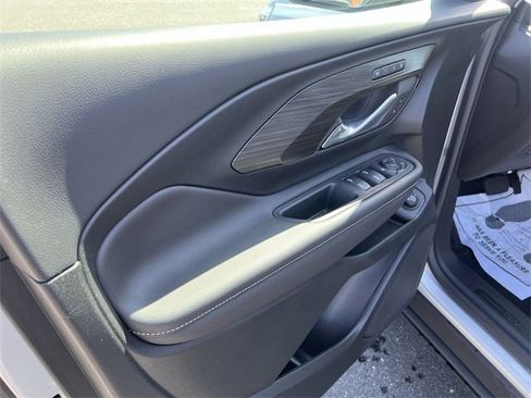 Certified 2022 GMC Terrain SLT image 22