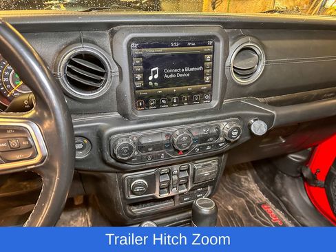 Used 2020 Jeep Gladiator Overland AWD/4WD image 13
