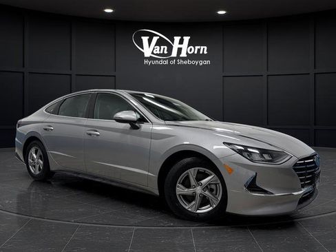 Used 2023 Hyundai Sonata SE w/ Cargo Package image 1