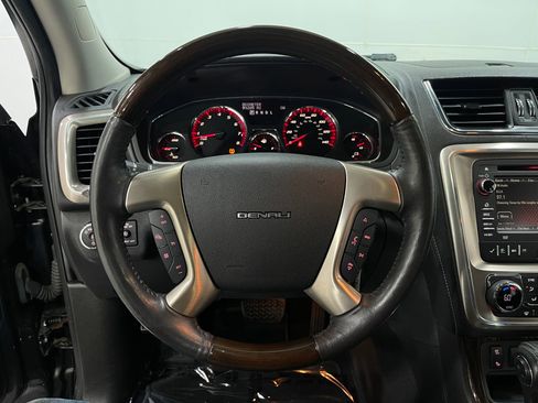 Used 2015 GMC Acadia Denali image 23