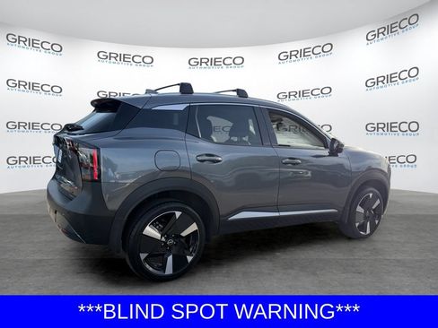Certified 2025 Nissan Kicks SR FWD image 7