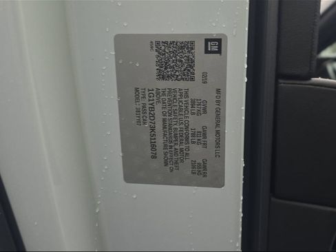 Used 2019 Chevrolet Corvette Stingray Coupe w/ 1LT image 4