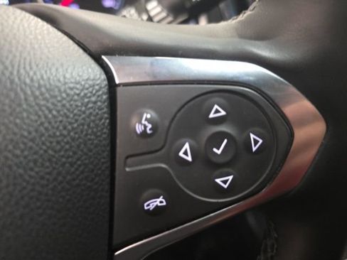 Used 2023 Chevrolet Traverse LT w/ LT Premium Package image 18