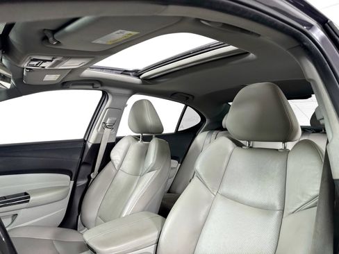 Used 2018 Acura TLX w/ Technology Package image 28