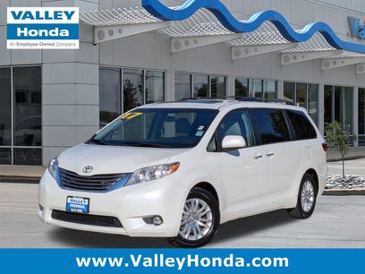 Used 2017 Toyota Sienna XLE