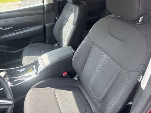Used 2025 Hyundai Tucson SEL FWD image 16