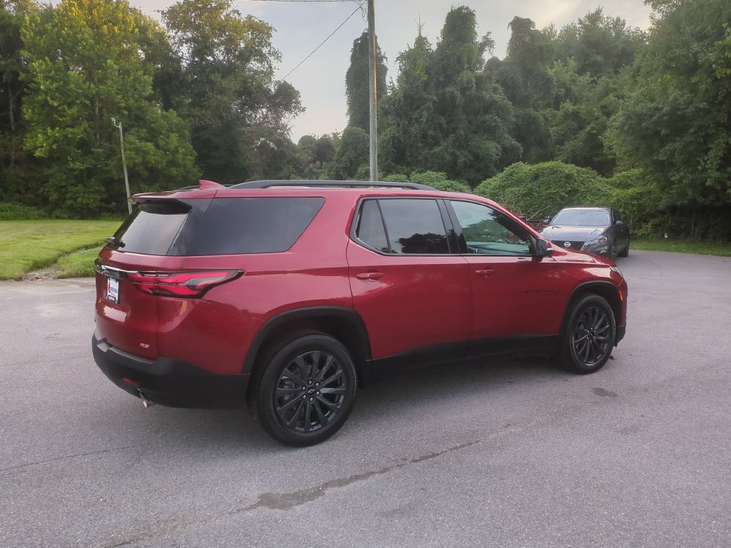 Used 2023 Chevrolet Traverse RS AWD/4WD image 47
