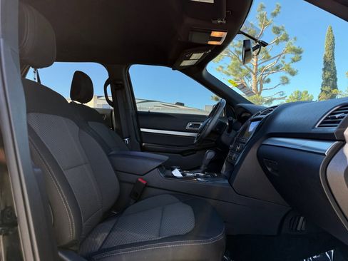Used 2018 Ford Explorer XLT w/ Equipment Group 201A image 19