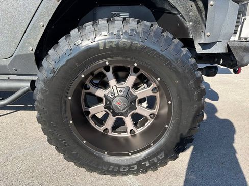 Used 2020 Jeep Wrangler Unlimited Sport S AWD/4WD image 12