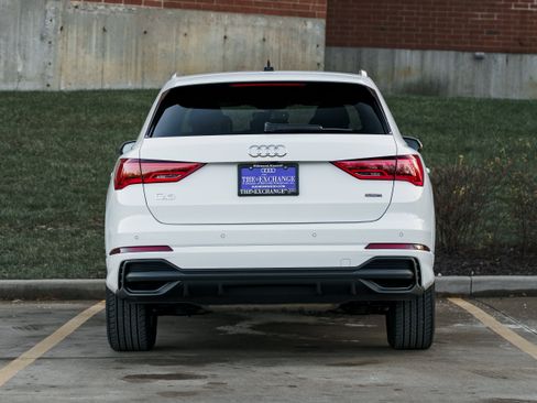 Certified 2025 Audi Q3 2.0T Premium w/ Convenience Package image 26