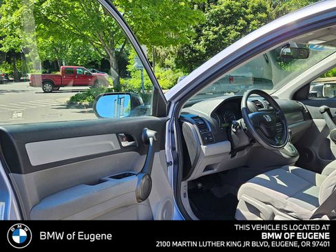 Used 2011 Honda CR-V LX image 22